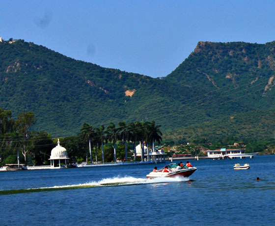 Fateh Sagar Lake